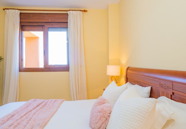 Apartamento en Ojen - Cubo's Marbella Hill View Golf