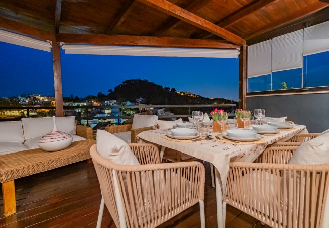 Casa en Málaga - Cubo's Gibralfaro Townhouse