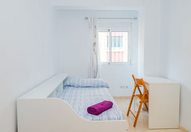 Apartamento en Málaga - Cubo's Tejares Malaga Apartment