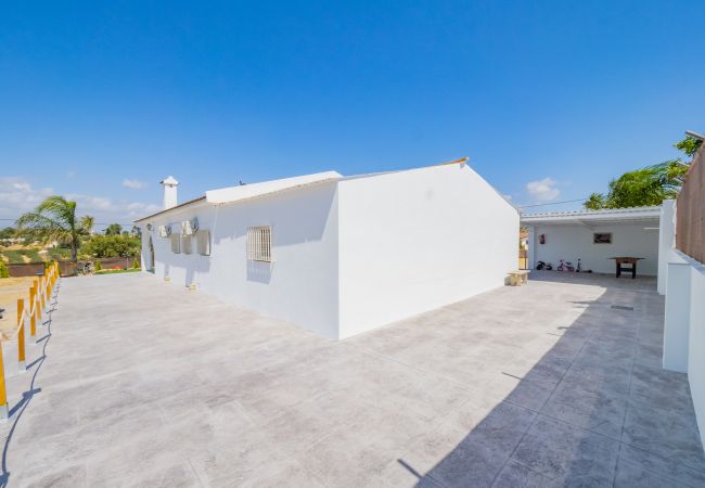 Casa rural en Alhaurín el Grande - Cubo's Casa El Sueño de los Abuelos Privacy Pool