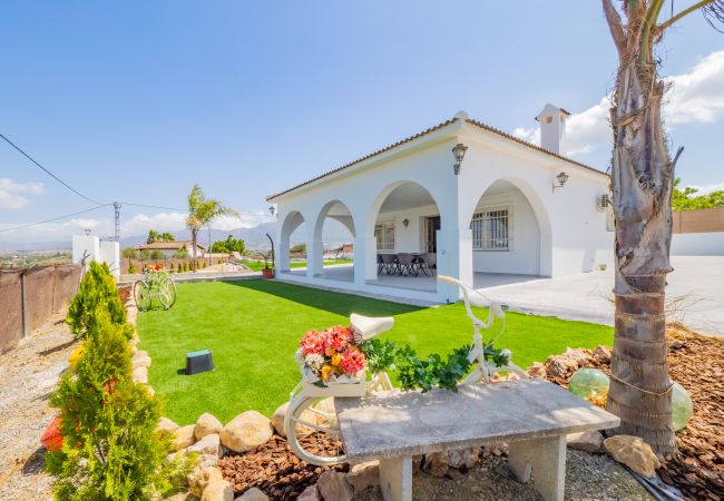Casa rural en Alhaurín el Grande - Cubo's Casa El Sueño de los Abuelos Privacy Pool
