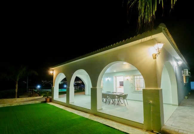 Casa rural en Alhaurín el Grande - Cubo's Casa El Sueño de los Abuelos Privacy Pool