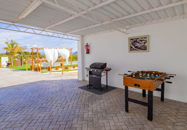 Casa rural en Alhaurín el Grande - Cubo's Casa El Sueño de los Abuelos Privacy Pool