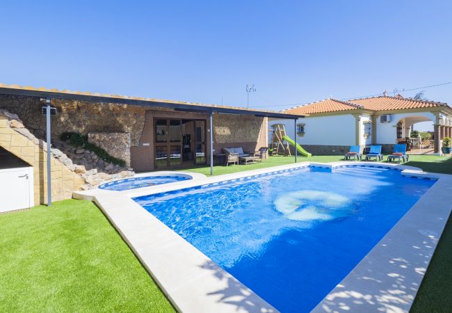 Casa rural en Alhaurin de la Torre - Cubo's Casa Moncayo del Aguila