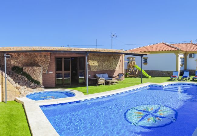 Casa rural en Alhaurin de la Torre - Cubo's Casa Moncayo del Aguila