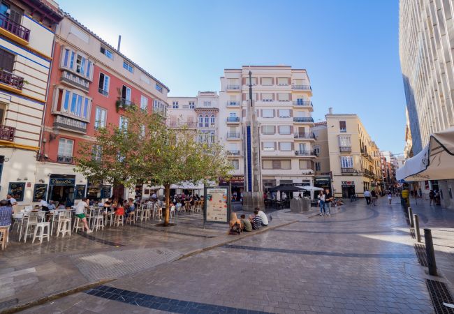 Apartamento en Málaga - Cubo's Apartamento Atocha with Optional Parking