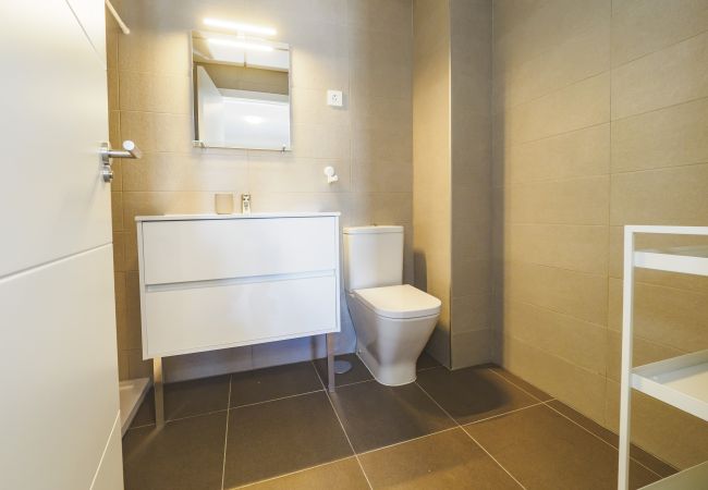 Apartamento en Vélez Málaga - Cubo's Marques Apartment with Free Parking