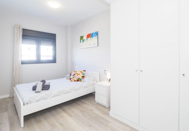 Apartamento en Vélez Málaga - Cubo's Marques Apartment with Free Parking
