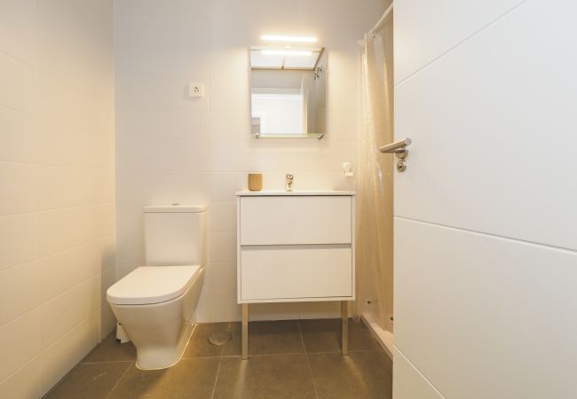 Apartamento en Vélez Málaga - Cubo's Marques Apartment with Free Parking