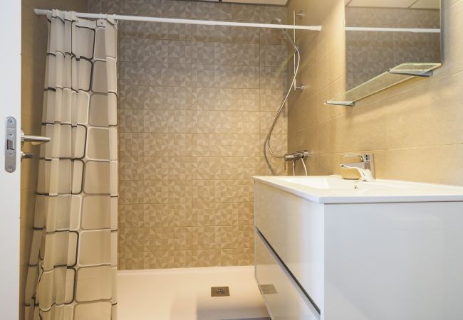 Apartamento en Vélez Málaga - Cubo's Marques Apartment with Free Parking