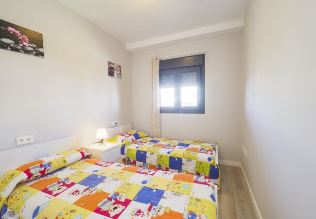 Apartamento en Vélez Málaga - Cubo's Marques Apartment with Free Parking