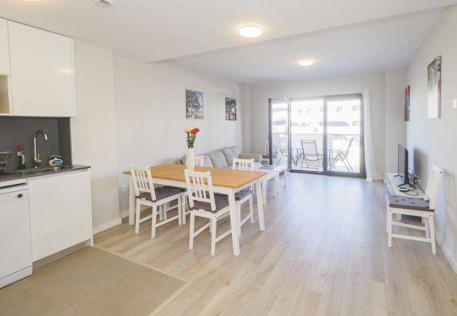 Apartamento en Vélez Málaga - Cubo's Marques Apartment with Free Parking