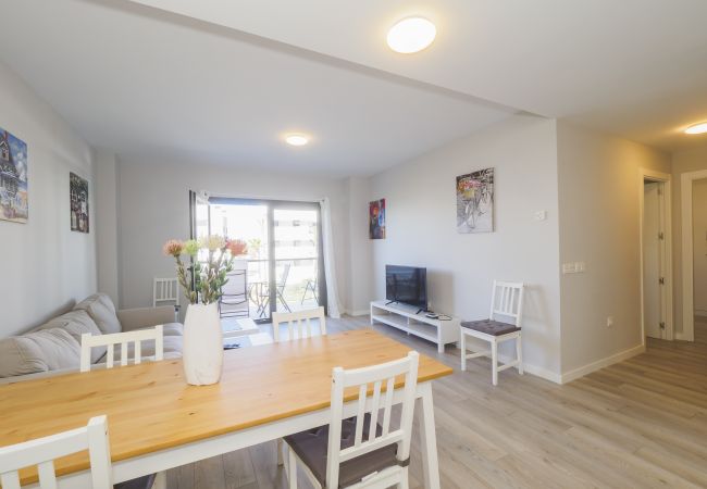 Apartamento en Vélez Málaga - Cubo's Marques Apartment with Free Parking