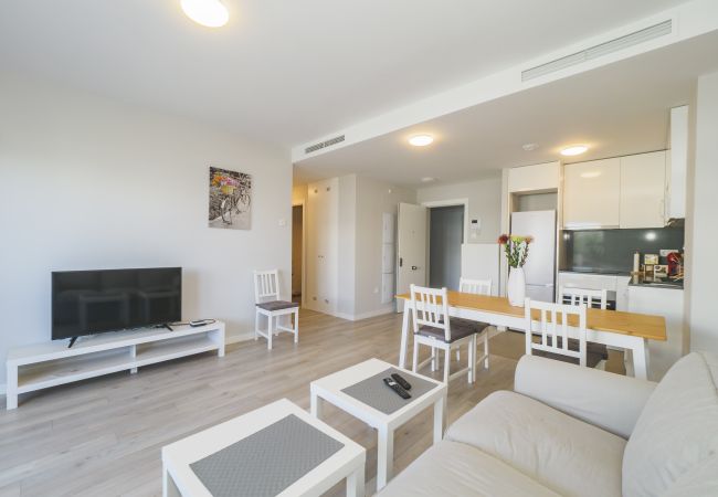 Apartamento en Vélez Málaga - Cubo's Marques Apartment with Free Parking