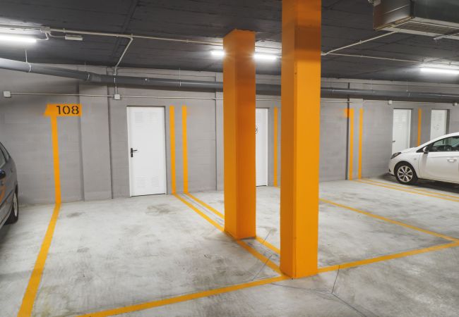 Apartamento en Vélez Málaga - Cubo's Marques Apartment with Free Parking