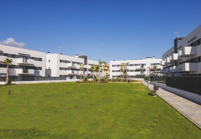 Apartamento en Vélez Málaga - Cubo's Marques Apartment with Free Parking