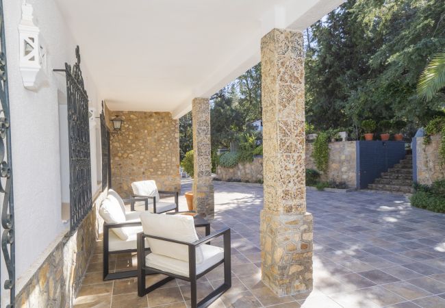Casa rural en Guillena - Cubo's Quinta de los Cisnes & minigolf included