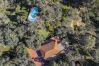 Casa rural con piscina privada cerca de Sevilla para 12 personas con piscina privada.