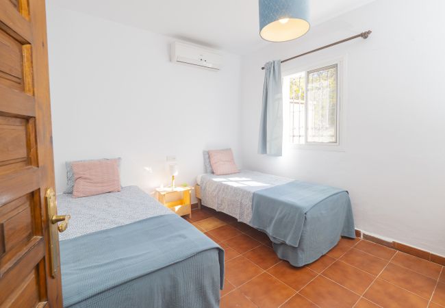 Casa rural en Coín - Cubo's La Maison de Mily