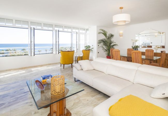 Apartamento en Málaga - Cubo's Apartamento Seaview Port & Free Parking