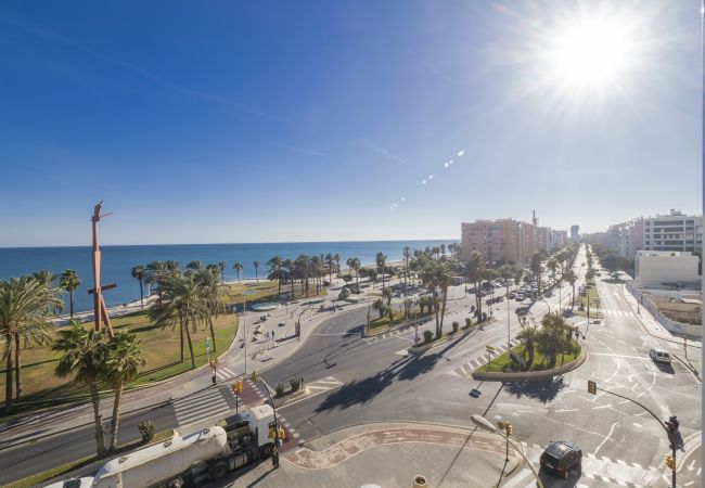 Apartamento en Málaga - Cubo's Apartamento Seaview Port & Free Parking