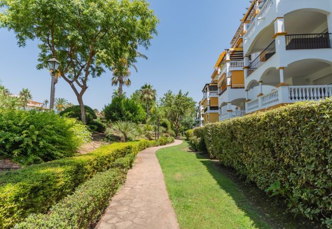 Apartamento en Marbella - Cubo's Apartamento Las Mimosas & Parking