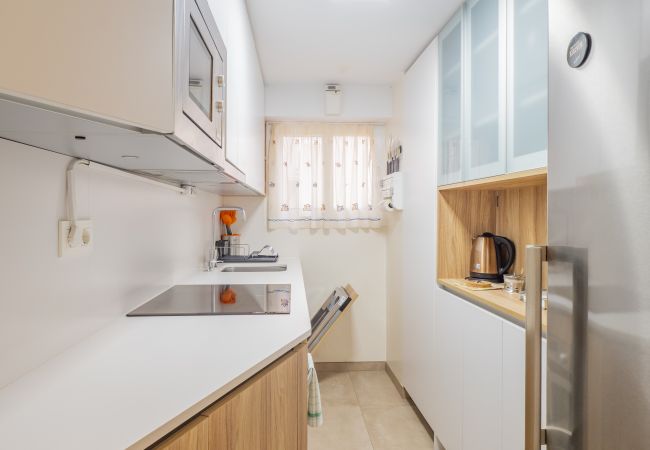 Apartamento en Estepona - Cubo's Estepona Oceanview Apartment & Free Parking