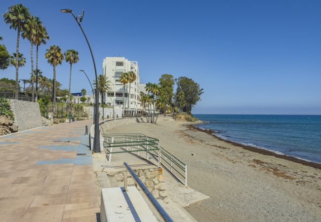 Apartamento en Estepona - Cubo's Estepona Oceanview Apartment & Free Parking