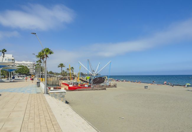 Apartamento en Estepona - Cubo's Estepona Oceanview Apartment & Free Parking
