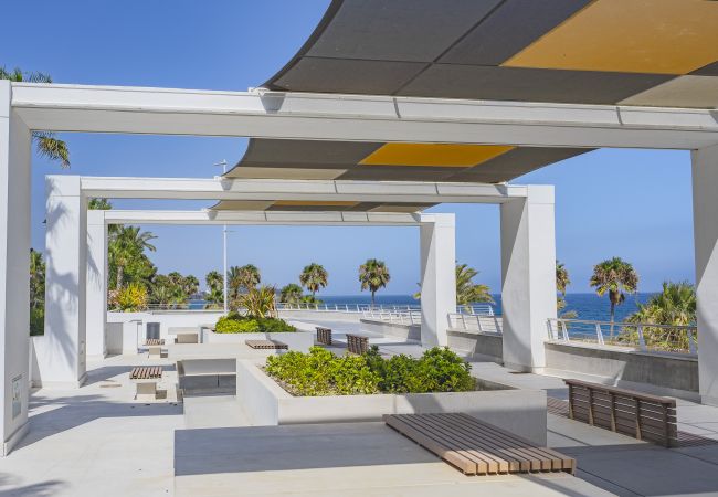 Apartamento en Estepona - Cubo's Estepona Oceanview Apartment & Free Parking
