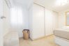 Apartamento en Estepona - Cubo's Estepona Oceanview Apartment & Free Parking