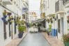 Apartamento en Estepona - Cubo's Estepona Oceanview Apartment & Free Parking