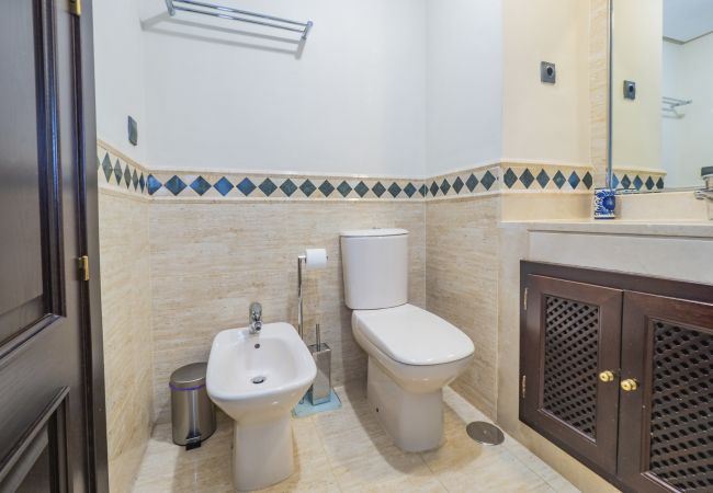 Apartamento en Ojen - Cubo's Marbella Apartment Golf & Parking