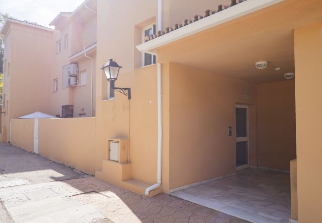 Apartamento en Marbella - Cubo's Cabopino Beach Marbella Apartment