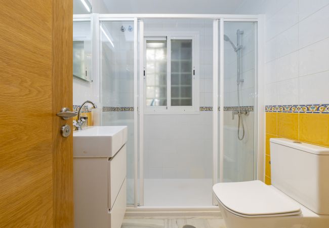 Apartamento en Marbella - Cubo's Cabopino Beach Marbella Apartment