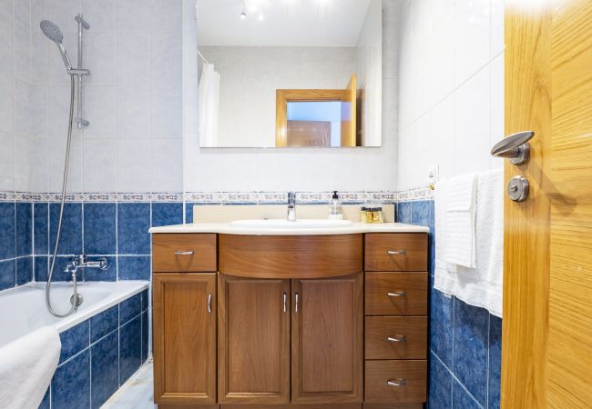 Apartamento en Marbella - Cubo's Cabopino Beach Marbella Apartment
