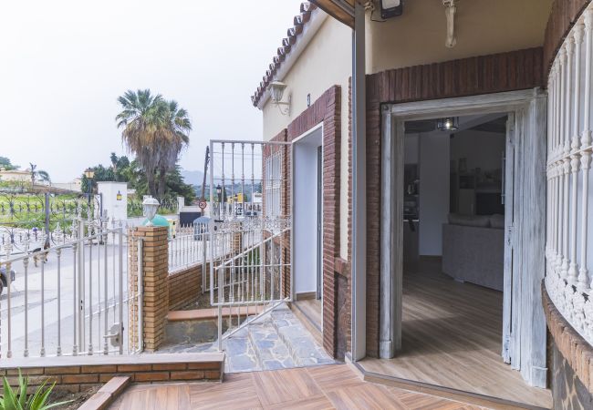 Casa rural en Alhaurín el Grande - Cubo's Casa El Candil 6 PAX