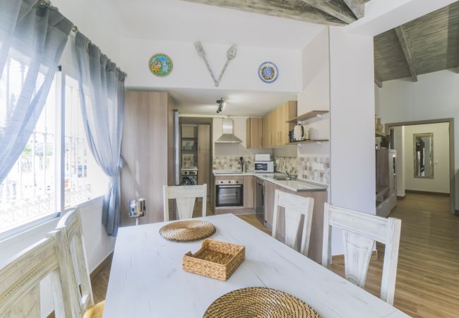 Casa rural en Alhaurín el Grande - Cubo's Casa El Candil 6 PAX