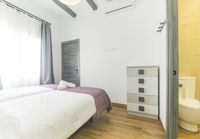 Casa rural en Alhaurín el Grande - Cubo's Casa El Candil 6 PAX