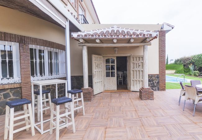 Casa rural en Alhaurín el Grande - Cubo's Casa El Candil 8 PAX