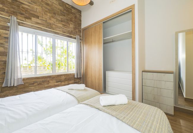 Casa rural en Alhaurín el Grande - Cubo's Casa El Candil 8 PAX