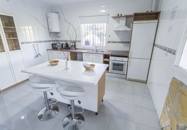 Casa rural en Nerja - .Villa Marimel Con Piscina Privada
