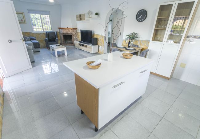 Casa rural en Nerja - .Villa Marimel Con Piscina Privada