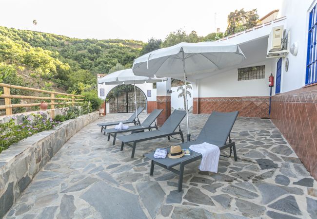 Casa rural en Nerja - .Villa Marimel Con Piscina Privada