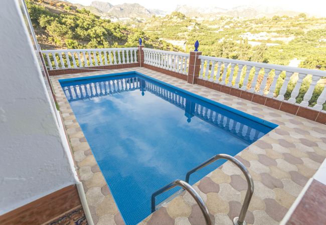 Casa rural en Nerja - .Villa Marimel Con Piscina Privada