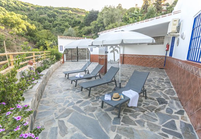 Casa rural en Nerja - .Villa Marimel Con Piscina Privada