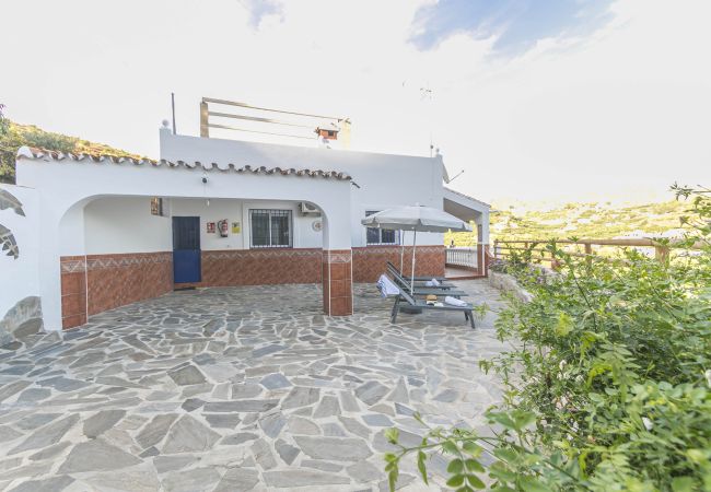 Casa rural en Nerja - .Villa Marimel Con Piscina Privada