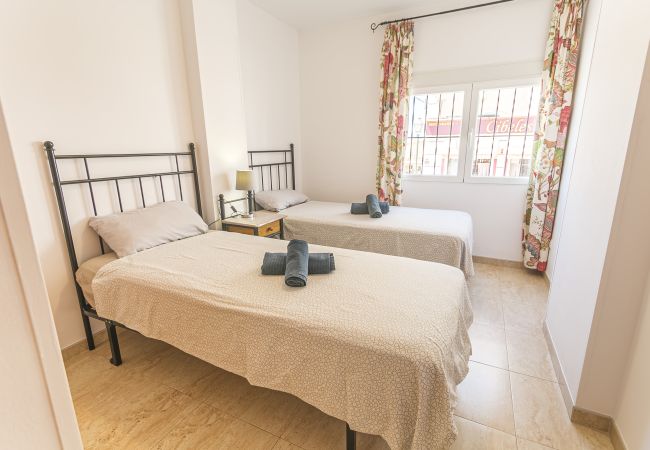 Apartment in Nerja - .Carabeo 3 dorm. Nerja