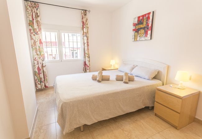 Apartment in Nerja - .Carabeo 3 dorm. Nerja