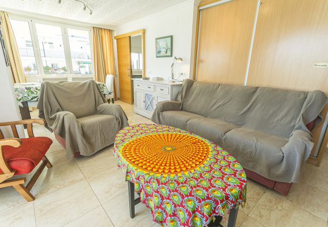Apartment in Nerja - .Carabeo 3 dorm. Nerja